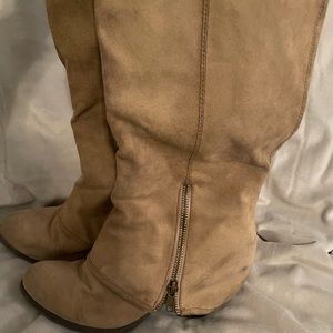 Fergi cowboy boots tall taupe with extended zipper cuff size 8